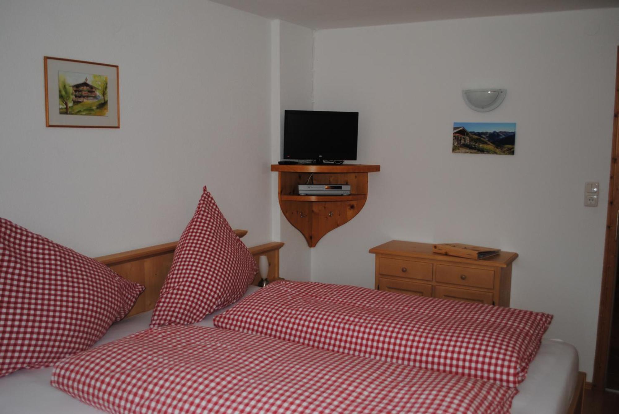 Siedlerhof Apartment ฮอพฟ์การ์เทน อิม บริกเซนทัล ห้อง รูปภาพ