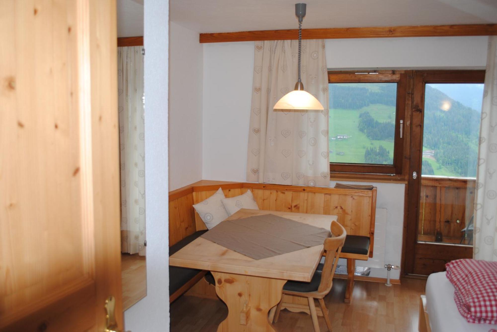 Siedlerhof Apartment ฮอพฟ์การ์เทน อิม บริกเซนทัล ห้อง รูปภาพ